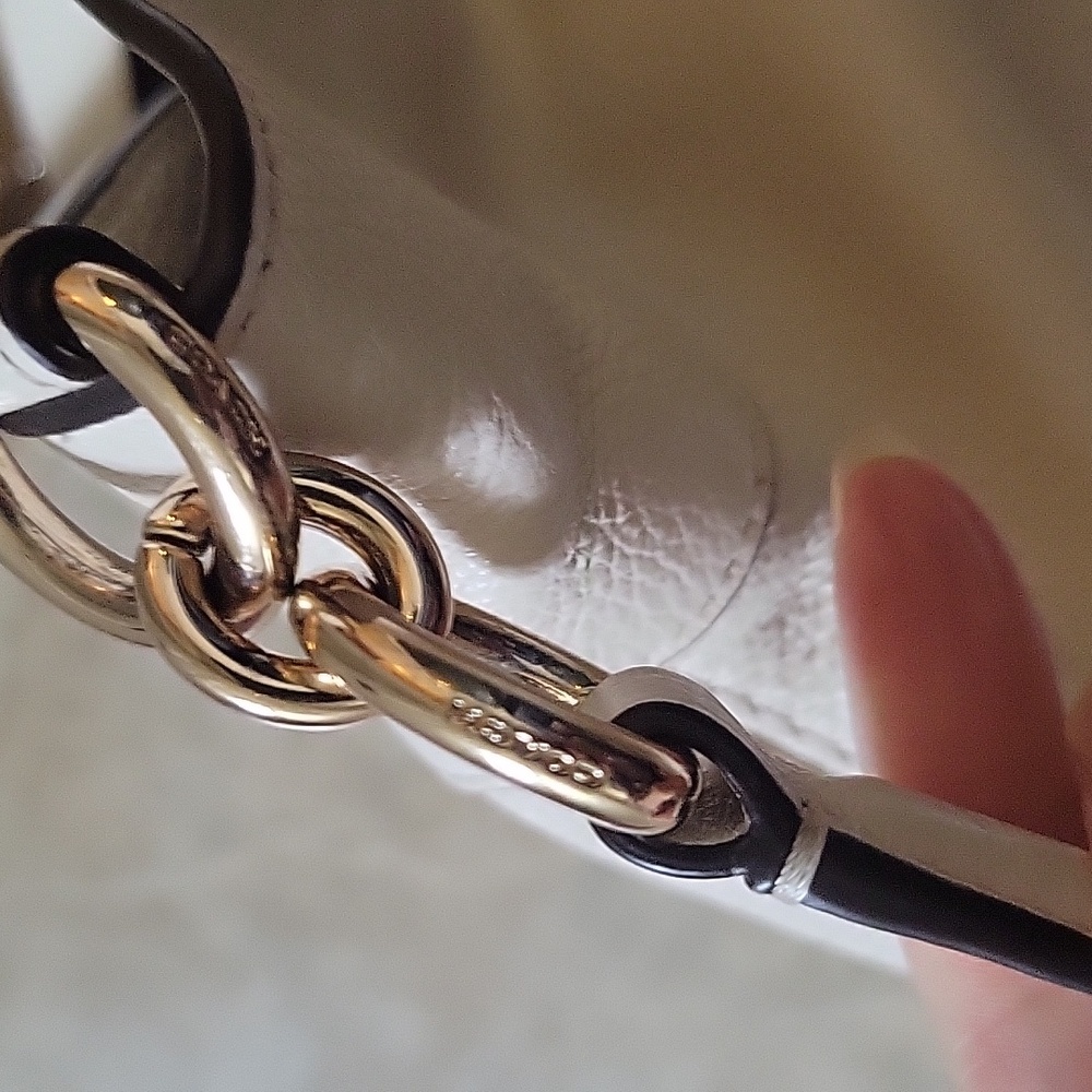 COACH Pebbled Leather Lexy Shoulder bag - Picture 17 of 17
